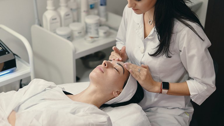 Hydra Facial